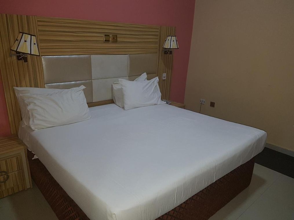 kim royal hotel and suites asaba reviews